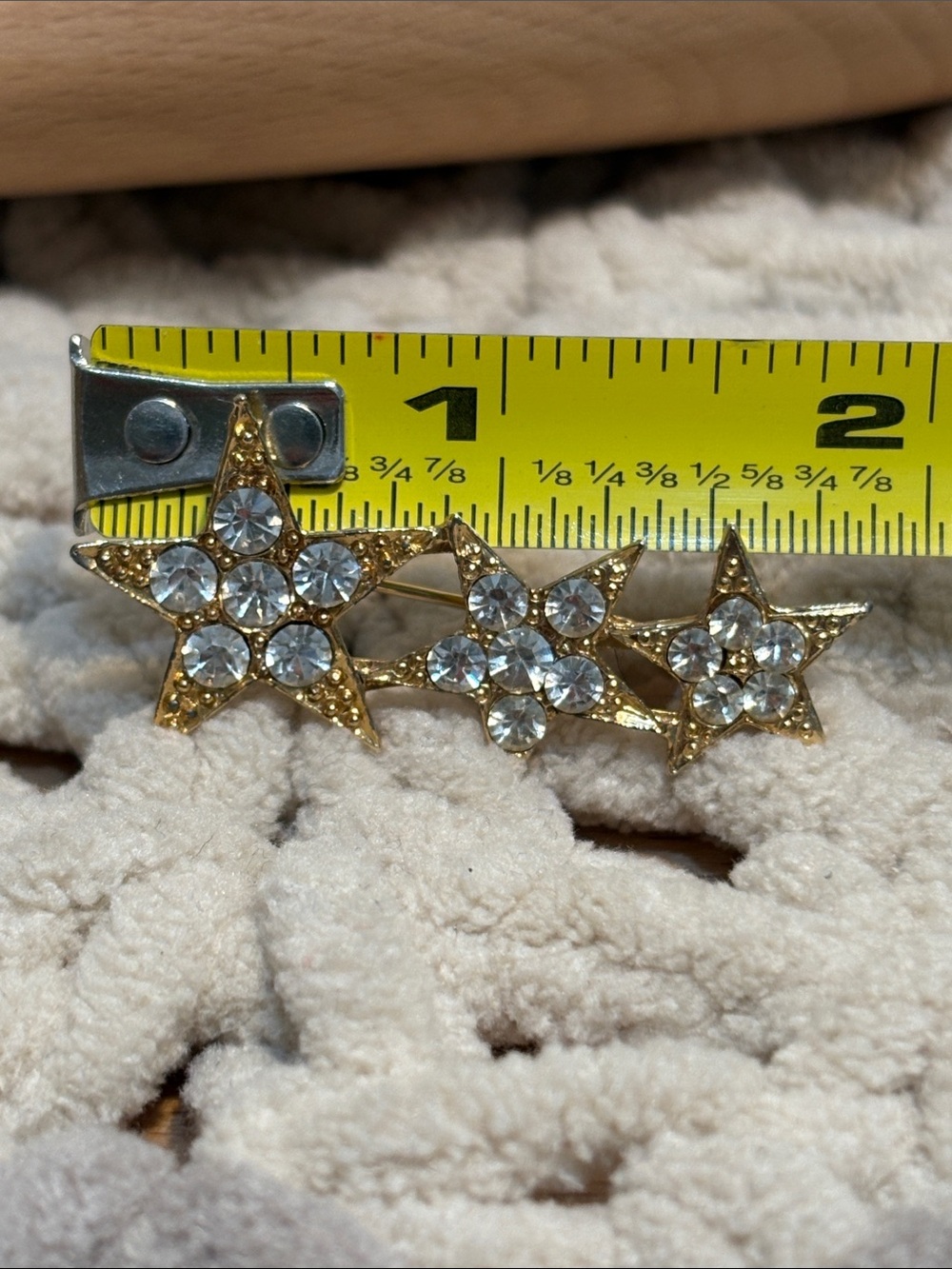 Vintage Gold Star Rhinestone Brooch - Sparkling Clear Crystal Accent - Picture 6 of 9